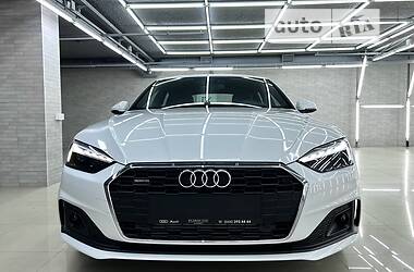 Ліфтбек Audi A5 2022 в 