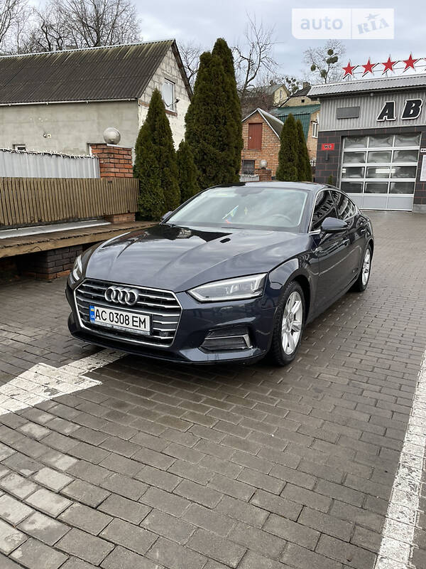Купе Audi A5 2017 в Луцке