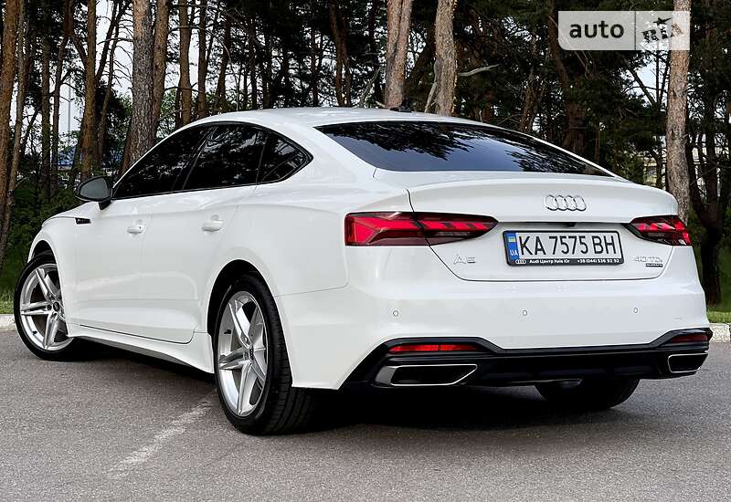 Лифтбек Audi A5 2022 в Киеве
