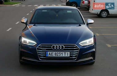 Купе Audi A5 2017 в Киеве