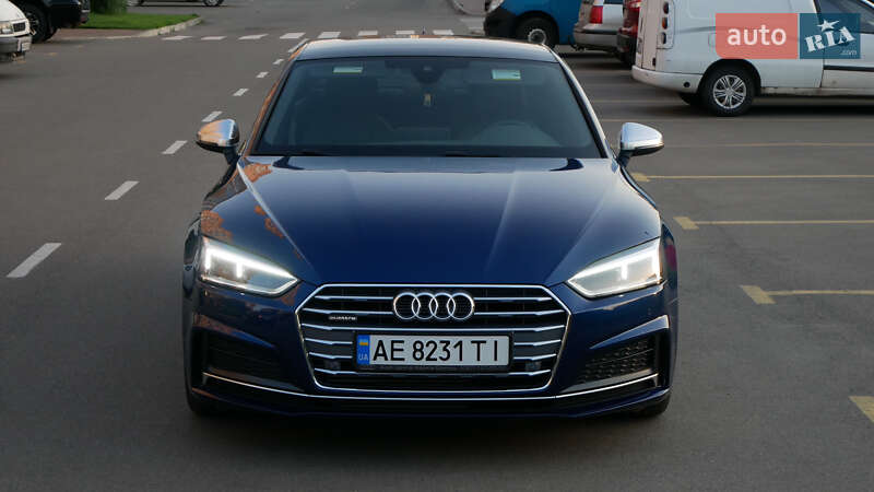 Купе Audi A5 2017 в Киеве