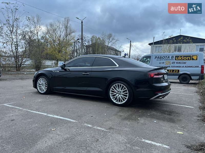Купе Audi A5 2017 в Киеве