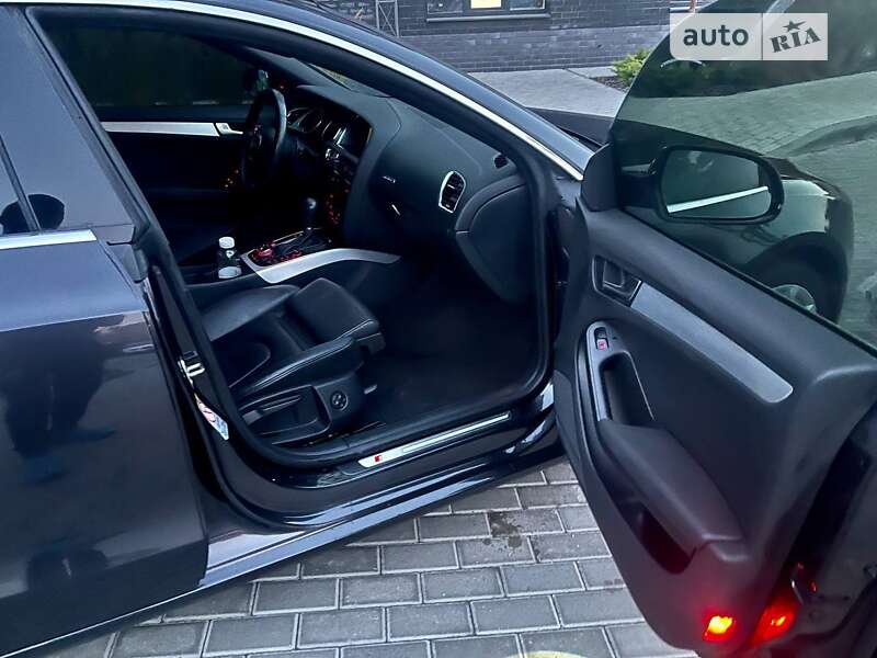 Купе Audi A5 2011 в Киеве