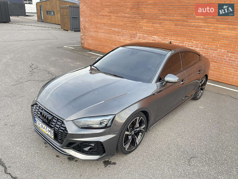 Лифтбек Audi A5 2020 в Киеве