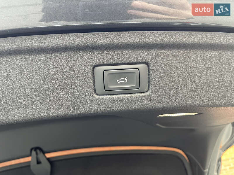 Лифтбек Audi A5 2020 в Киеве