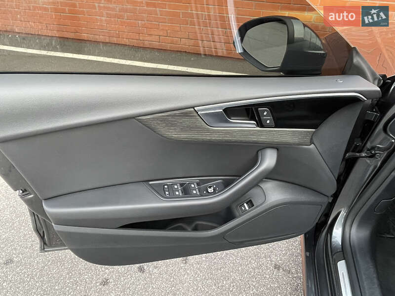 Лифтбек Audi A5 2020 в Киеве