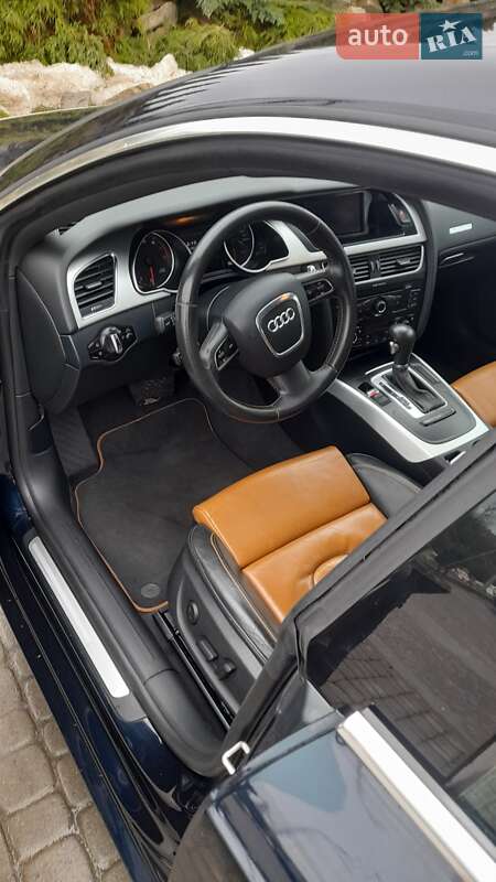 Лифтбек Audi A5 2010 в Львове