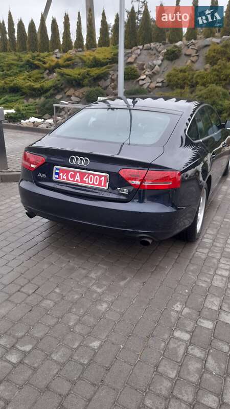Лифтбек Audi A5 2010 в Львове