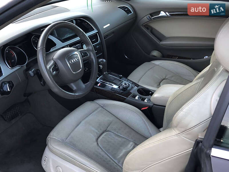 Кабриолет Audi A5 2011 в Киеве