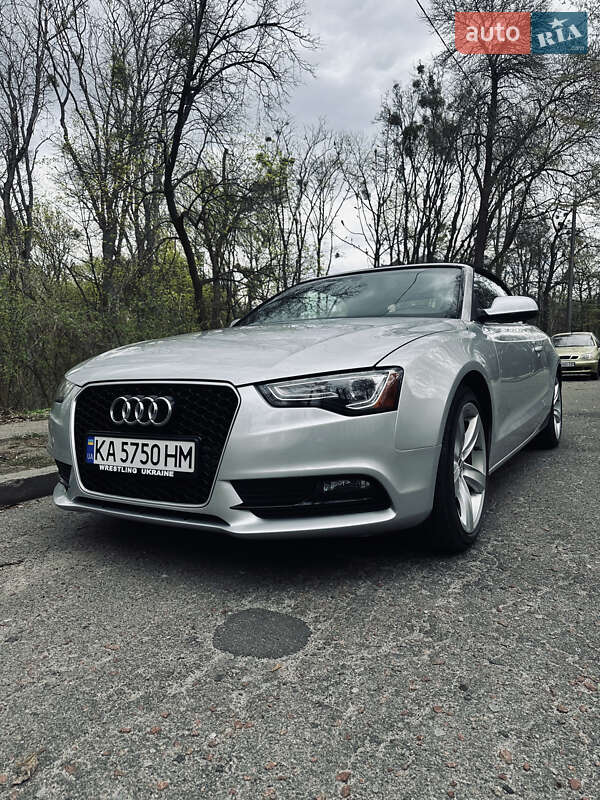 Кабриолет Audi A5 2013 в Киеве