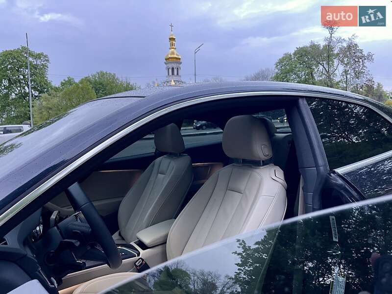 Купе Audi A5 2017 в Киеве