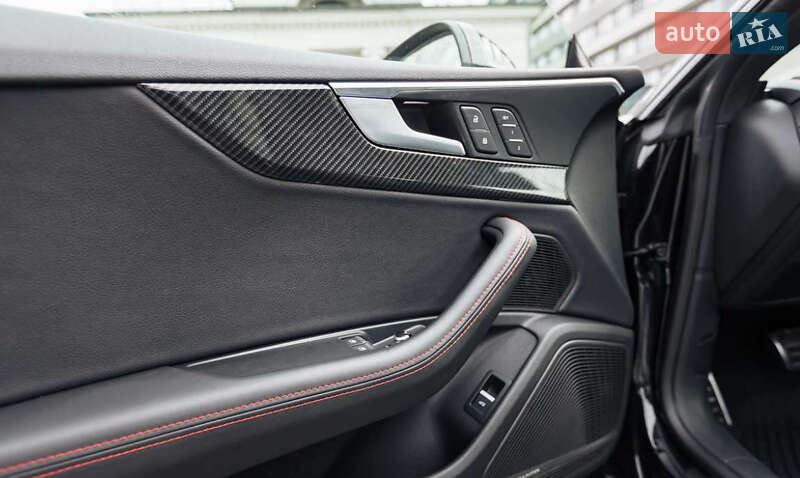 Купе Audi A5 2017 в Киеве