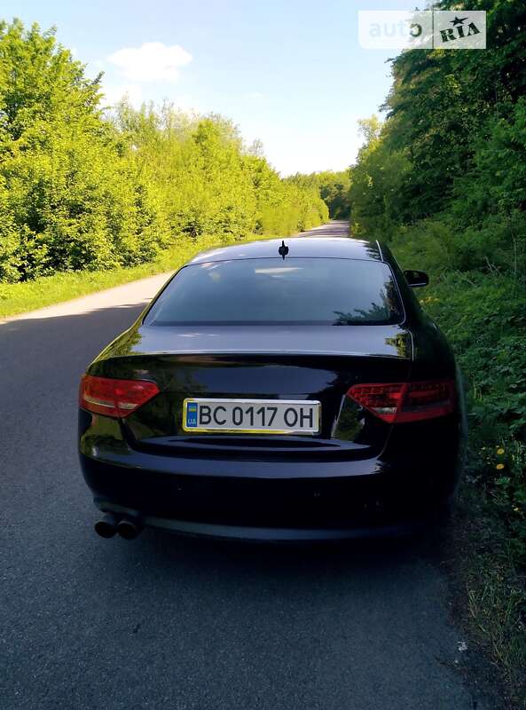 Купе Audi A5 2010 в Стрые