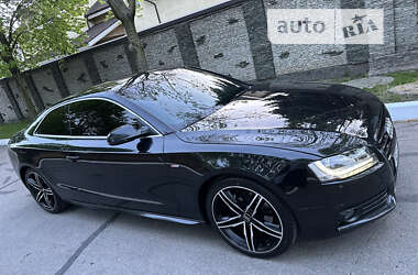 Купе Audi A5 2010 в Дніпрі