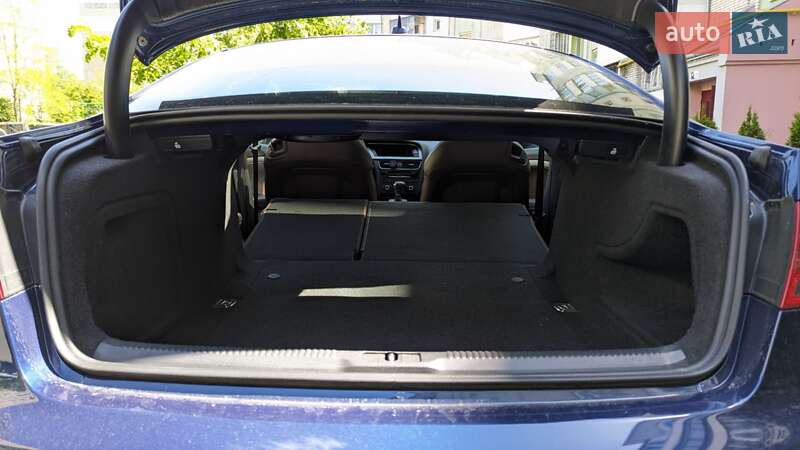 Купе Audi A5 2013 в Львове
