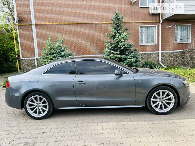 Купе Audi A5 2015 в Лохвице