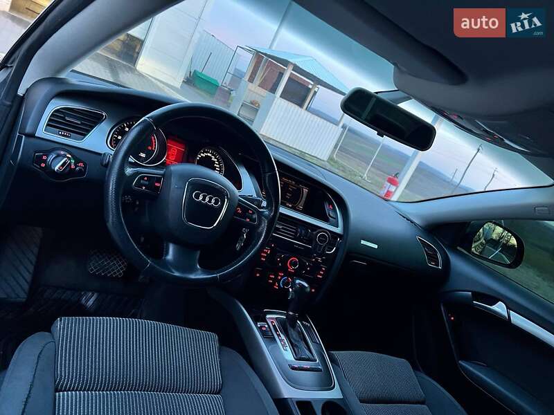 Купе Audi A5 2008 в Тыврове