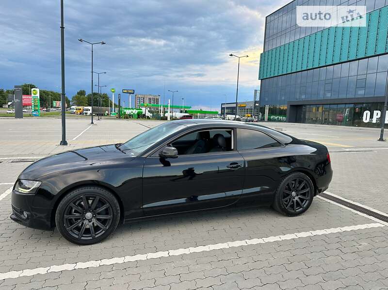 Купе Audi A5 2010 в Львове