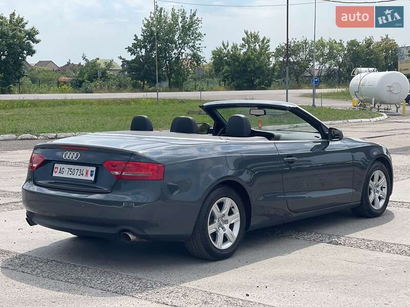 Кабріолет Audi A5 2011 в Ужгороді