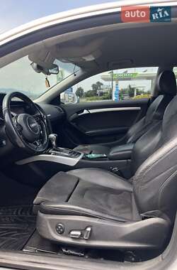 Купе Audi A5 2011 в Тячеві
