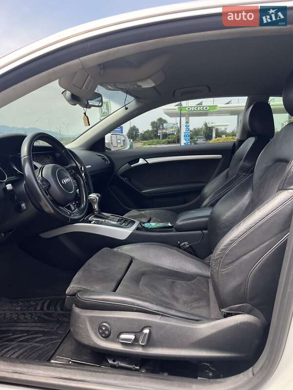 Купе Audi A5 2011 в Тячеві