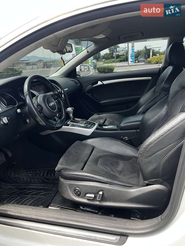 Купе Audi A5 2011 в Тячеві