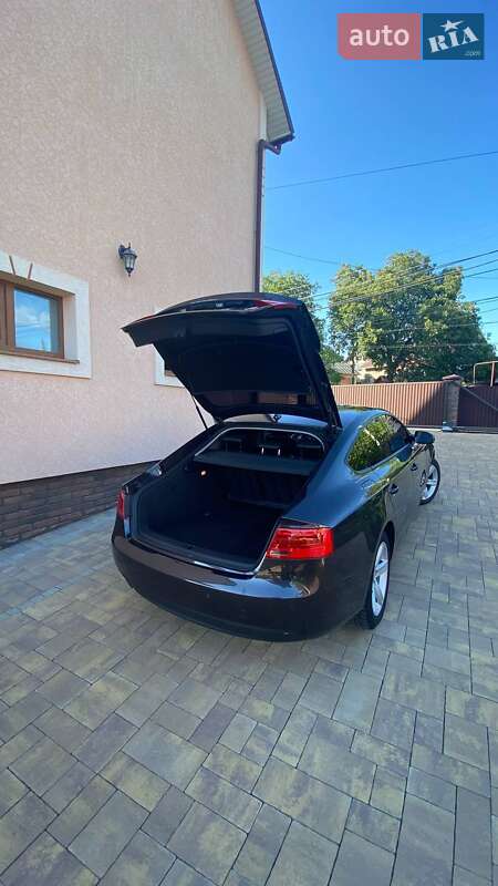 Купе Audi A5 2013 в Чернівцях