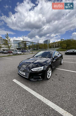 Купе Audi A5 2017 в 