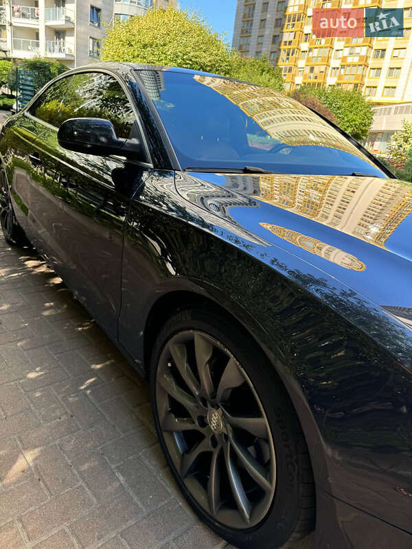 Купе Audi A5 2013 в Києві