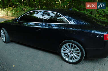 Купе Audi A5 2010 в Луцке