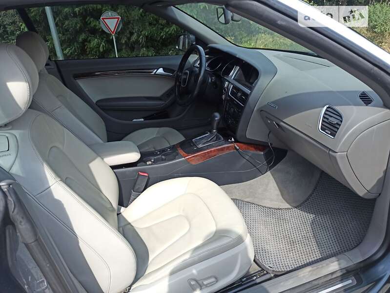 Кабріолет Audi A5 2011 в Львові