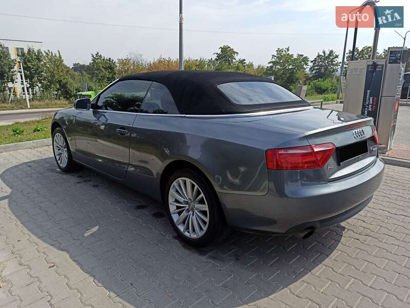 Кабріолет Audi A5 2011 в Львові