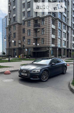 Купе Audi A5 2018 в Киеве