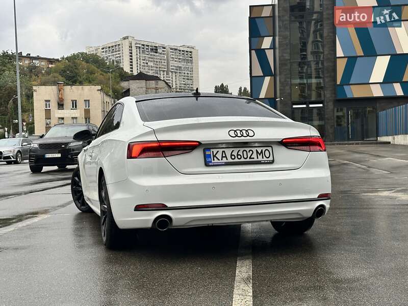 Купе Audi A5 2018 в Киеве