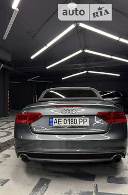 Кабріолет Audi A5 2014 в Дніпрі