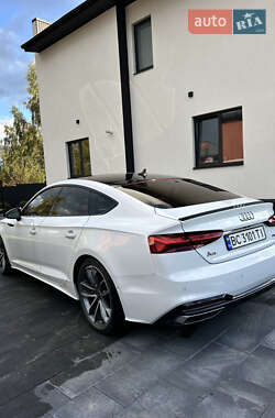 Ліфтбек Audi A5 2021 в 