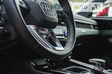 Лифтбек Audi A5 2022 в Киеве