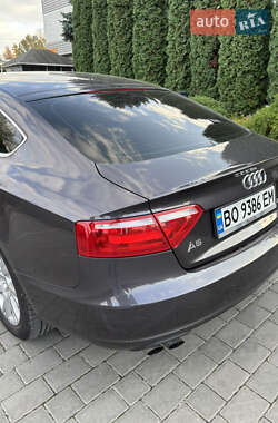 Купе Audi A5 2010 в 