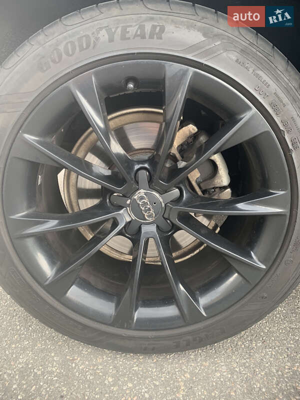 Купе Audi A5 2013 в Киеве фото 10 Купе Audi A5 2013 в Киеве