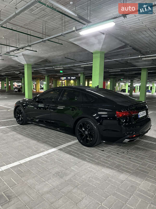 Лифтбек Audi A5 2022 в Киеве