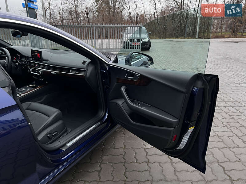 Купе Audi A5 2019 в Нововолынске