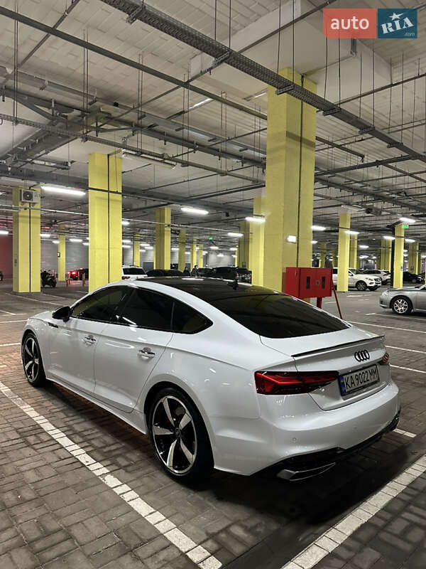 Лифтбек Audi A5 2022 в Киеве