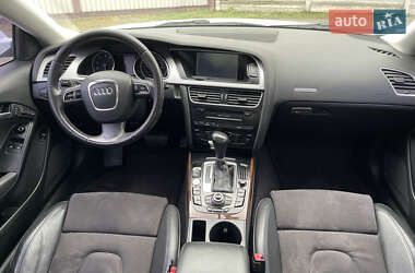 Купе Audi A5 2011 в Гнівані