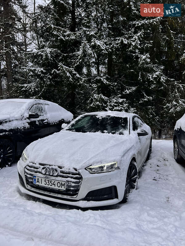 Купе Audi A5 2017 в Киеве