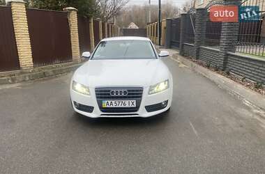 Купе Audi A5 2010 в 