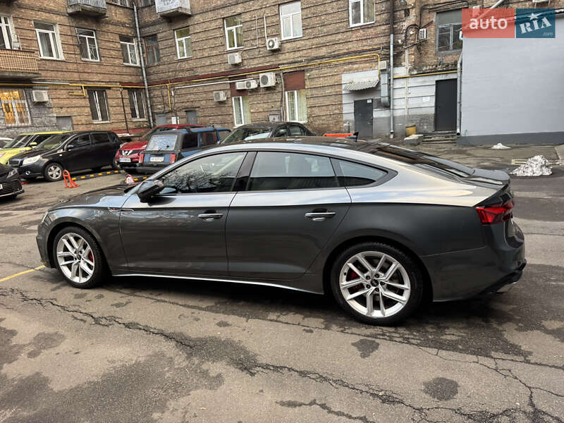 Лифтбек Audi A5 2023 в Киеве