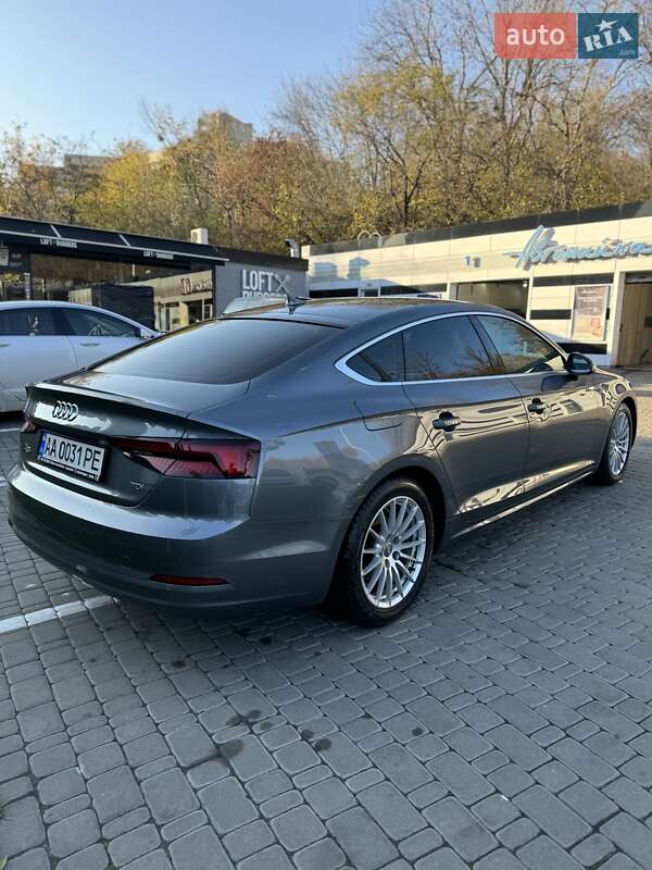 Купе Audi A5 2018 в Киеве