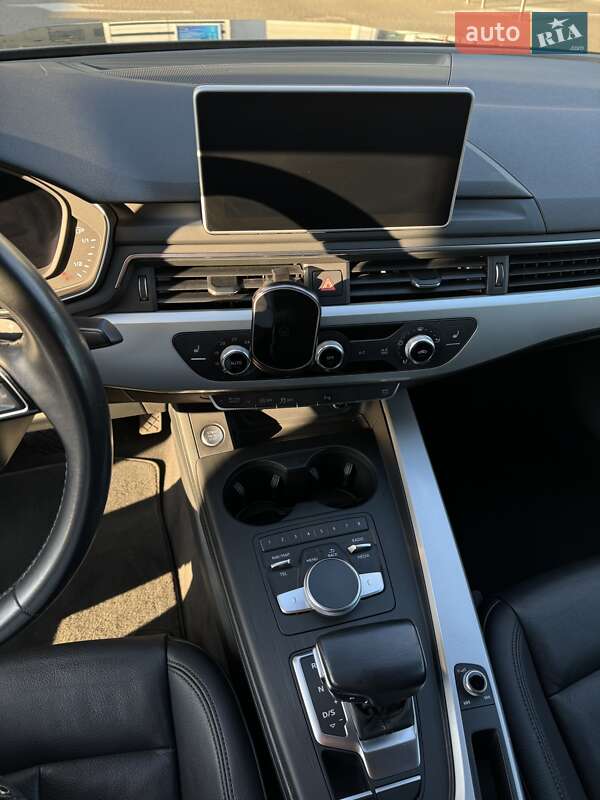 Купе Audi A5 2018 в Киеве