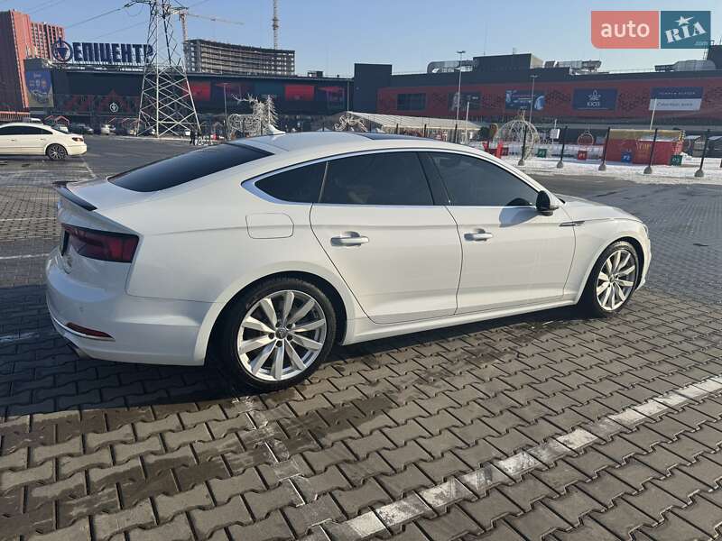 Купе Audi A5 2017 в Киеве