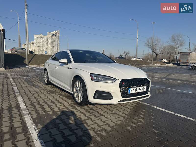 Купе Audi A5 2017 в Киеве